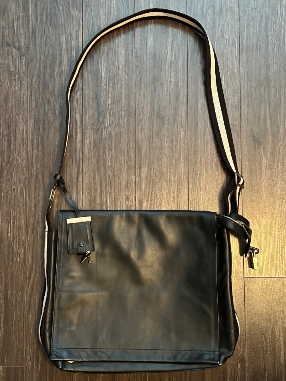 Bally Calf Cross Bag